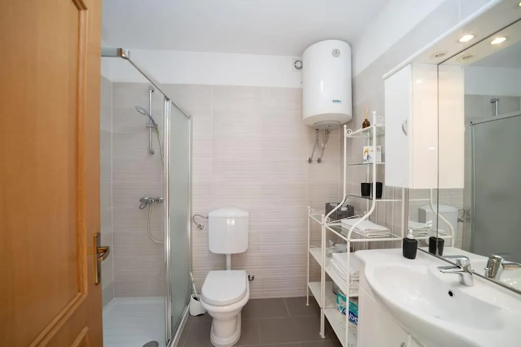 App Nevis Appartement Umag 0*,